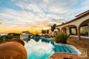Villa Gaviota by Abahana Villas